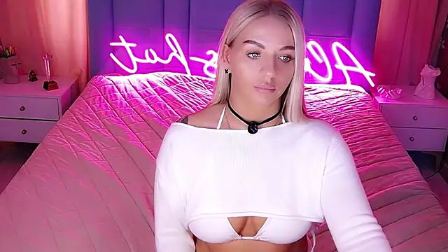 AllwaysHotJ Chat XXX in diretta