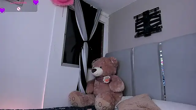 Zaray_star's Live XXX Chat