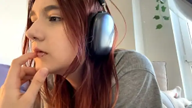 Онлайн чат XXX EunTurton