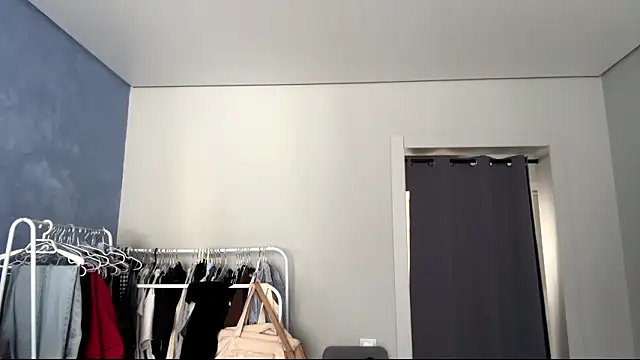 SweetMiaXO: απευθείας συνομιλία ΧΧΧ