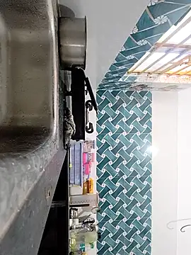 Hot-Tinaa Adlı Modelin Canlı XXX Sohbeti