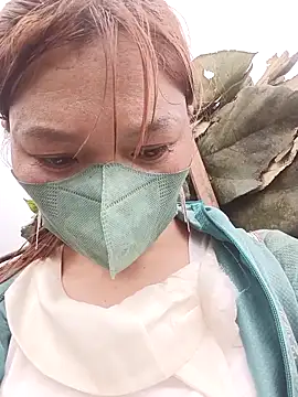 nat-tri Live XXX Chat