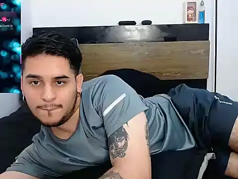 Chat XXX ao vivo de colin_lewis1