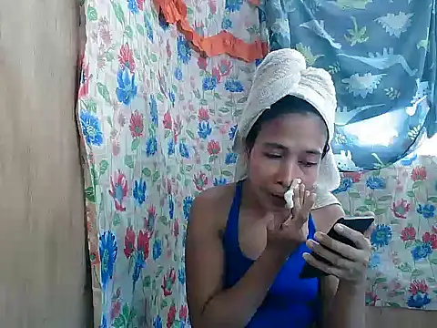 PinaySkinnyGirl – Live XXX-chat