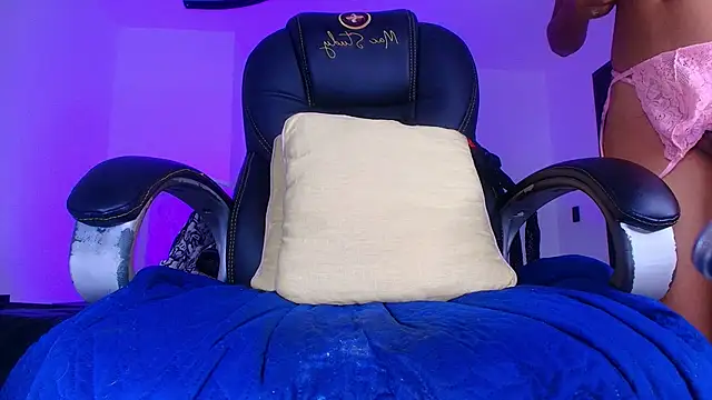 naomi_kyse – Live XXX-chat