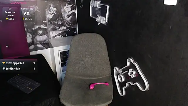 Chatroom XXX en direct de liliana_pink