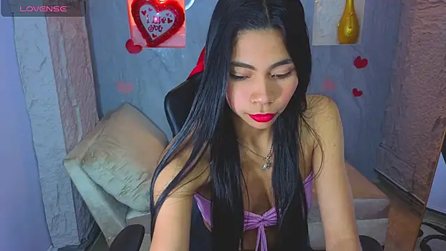 ammy_woold_b Chat XXX live