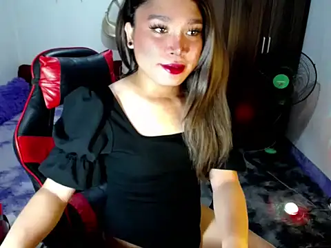 sofiathe1st élő XXX-chatje