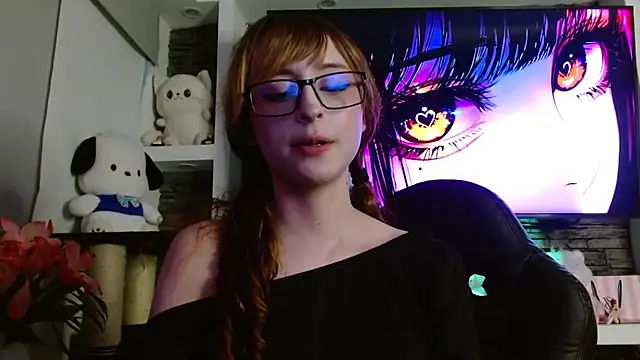 CelesteAyase Adlı Modelin Canlı XXX Sohbeti