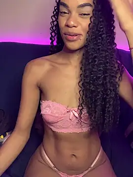 Cammgirlmii: онлайн-секс-чат