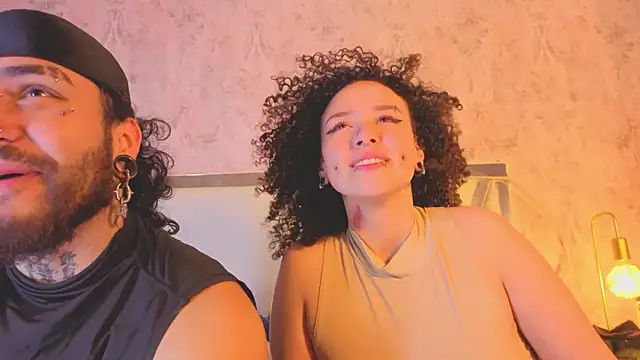 Benny_and_Mark's Live XXX Chat