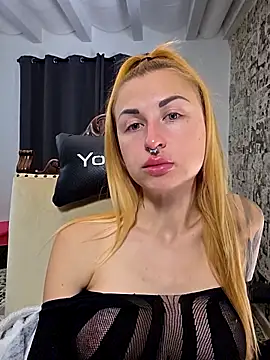 XXX chat uživo modela kylie_blck