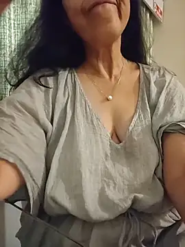 NakedMILFx's Live XXX Chat