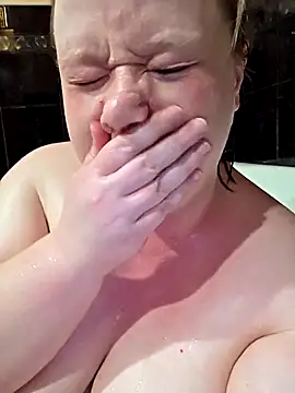 virgieblanca élő XXX-chatje