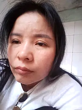 Chat XXX en directo de Ivy_Trix2