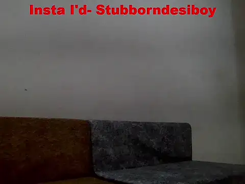 XXX chat uživo modela Stubborndesiboy