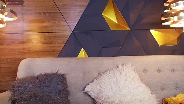 ly_lulu's Webcam Show