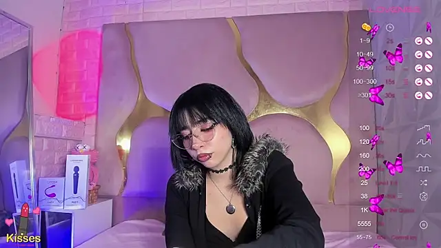 NaniiSisy 网络视讯表演