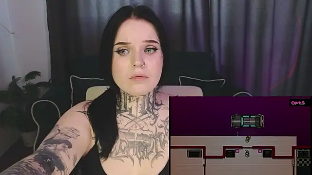 XXX chat uživo modela ATOMIC-KETCHUP