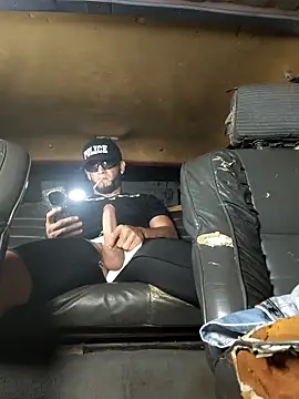 Chat XXX en directo de PIGHIGHDIRTY_p0