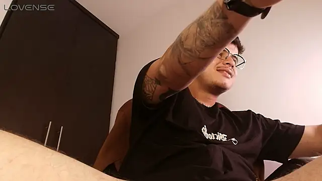 Živý XXX chat BjornSteel