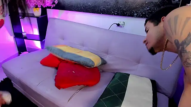 Chat +18 de brianna_sexy00 ao vivo