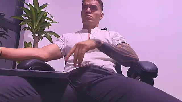 ALPHA_DOMINUS_のライブXXXチャット