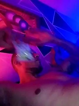 MagnusFrost Live XXX-chat