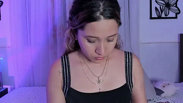 LeiahBlonde_'s Live XXX Chat