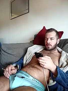 THE_CHEEKY_ALPHA live XXX chat