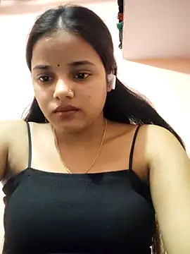 Ruchi_1: διαδικτυακό σόου στην κάμερα