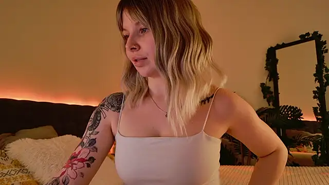 Gwen_Hilton's Live XXX Chat