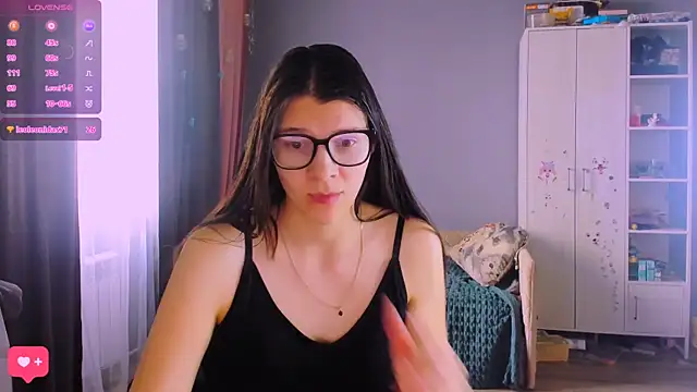 MollyLollipop's Live XXX Chat