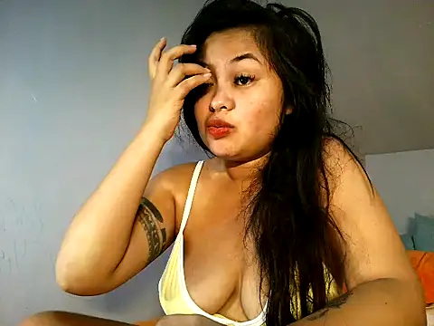 ChillntalkmamiのライブXXXチャット