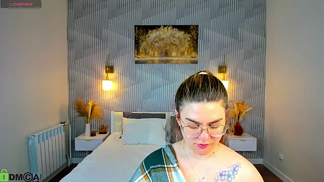 zoe_j0y 即時 XXX 聊天