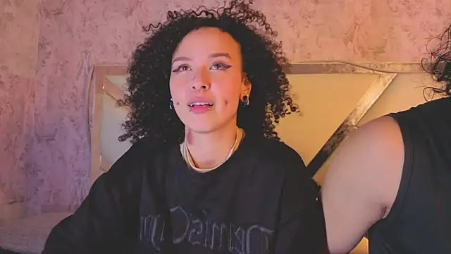 Benny_and_Mark Chat XXX live