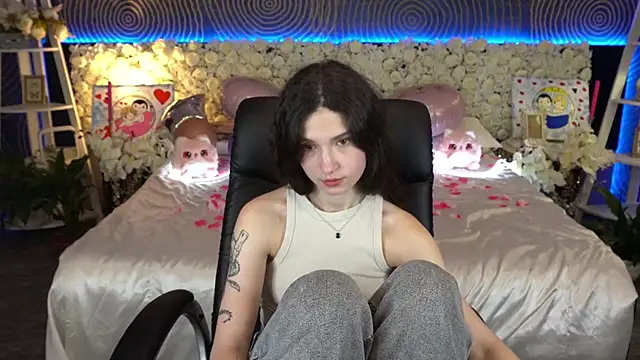 Онлайн чат XXX BabyFlowerr