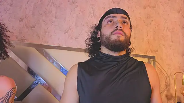 Chat XXX en directo de Benny_and_Mark