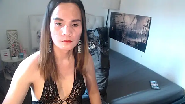 NinaDOM4CUM – Kamerová šou