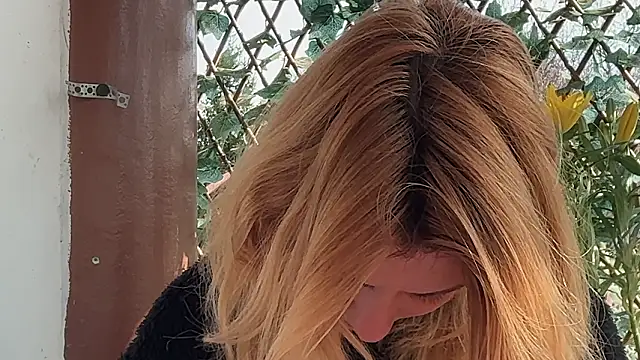 karo123421のライブXXXチャット