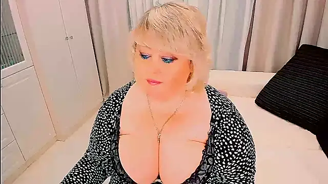 Živý XXX chat BIGTITSBBW