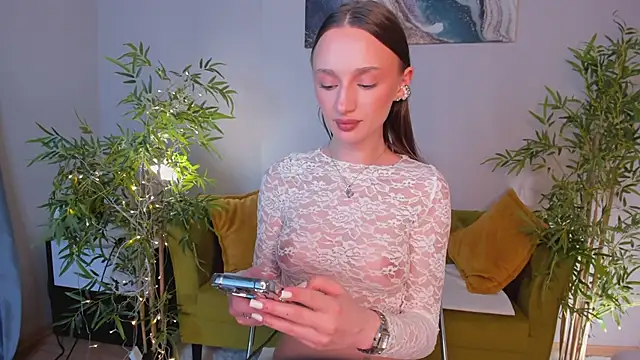 miiss__lulu: απευθείας συνομιλία ΧΧΧ