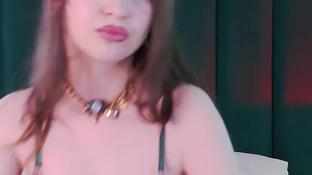 Chat XXX ao vivo de -LeilaPassion-