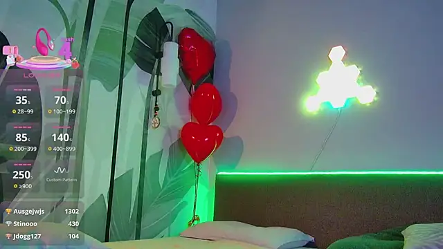 RubyValen Chat XXX live