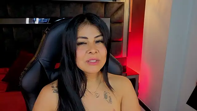 Aniajoness_ Chat XXX live