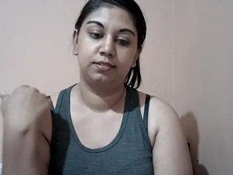 bellachow10's Live XXX Chat