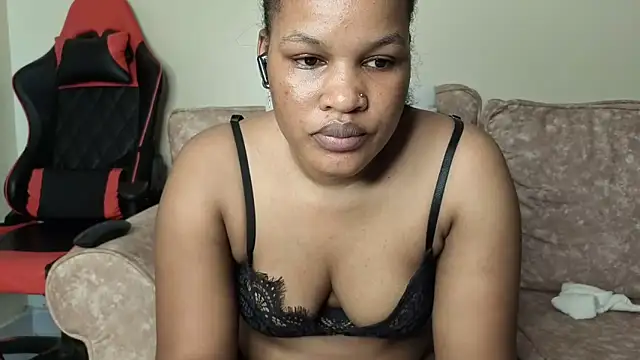 pretty_kimmyのライブXXXチャット