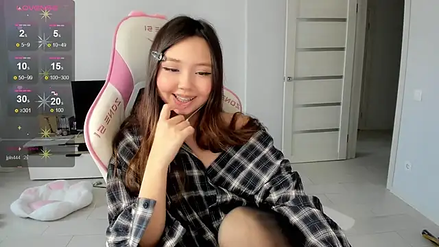 Fluffy_Rose 即時 XXX 聊天