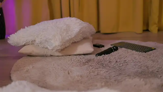 squirt_mallorie 即時 XXX 聊天