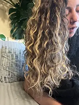 Živý XXX chat LaDuchesse75